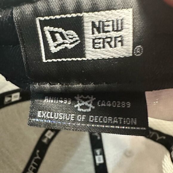 Philadelphia Eagles Conference Champion Adjustable Hat - Picture 6 of 7